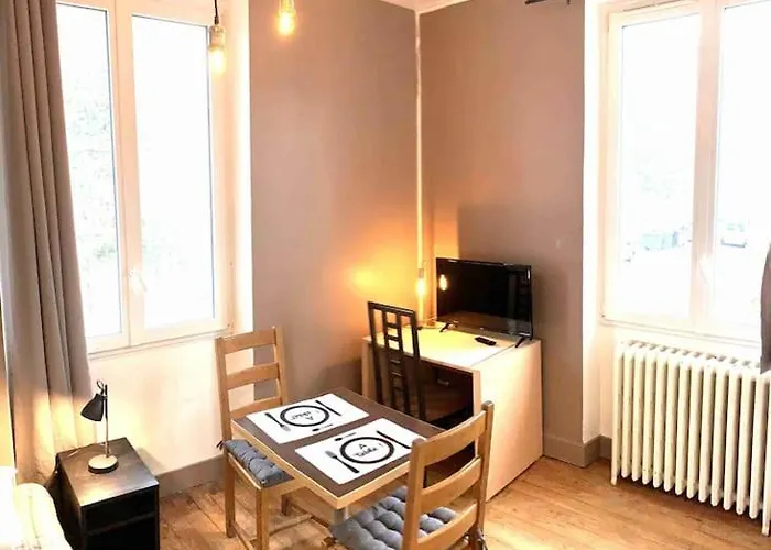 Corner Apartment