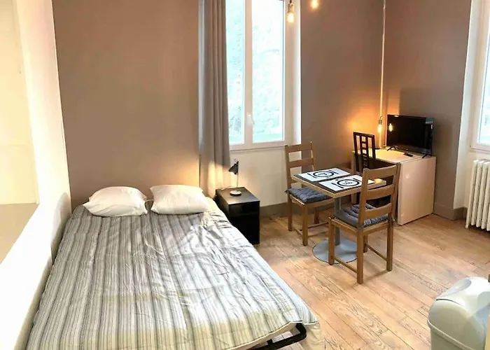Corner Apartment